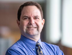 Top Online Stores for Rustic and Farmhouse Furniture