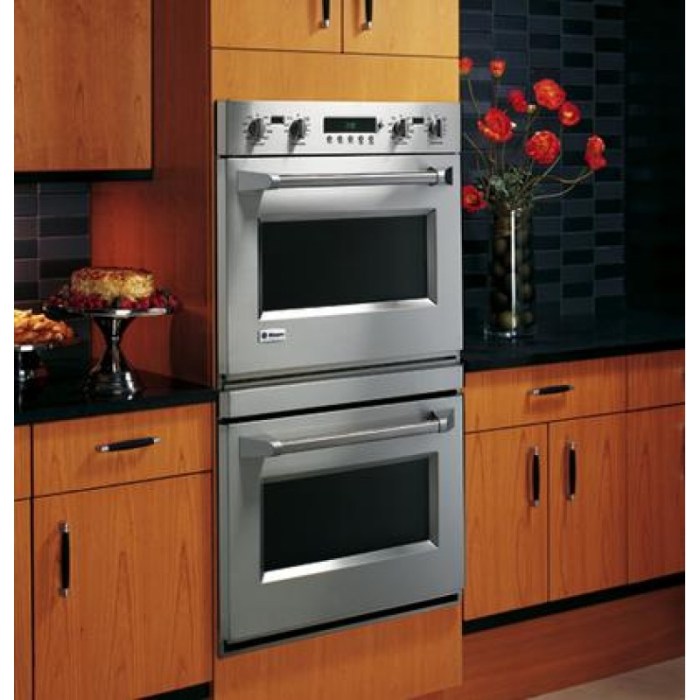 Monogram Statement Wall Oven Professional Results for Home Chefs