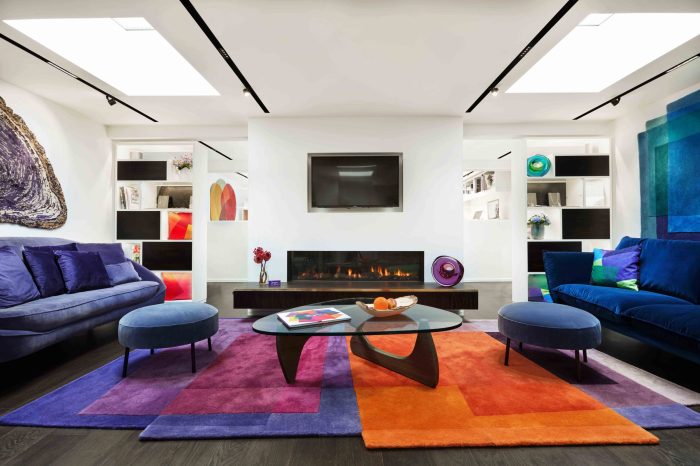 Noguchi Coffee Table A Review of the Iconic Glass and Wood Sculpture Piece