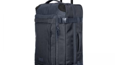 Eastpak Tranverz M Testing the Reliability of Two-Wheeled Duffel Luggage