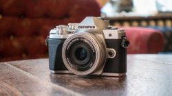 Sony ZV-E10 II Reviewing the Best Budget-Friendly Mirrorless Camera for Vloggers