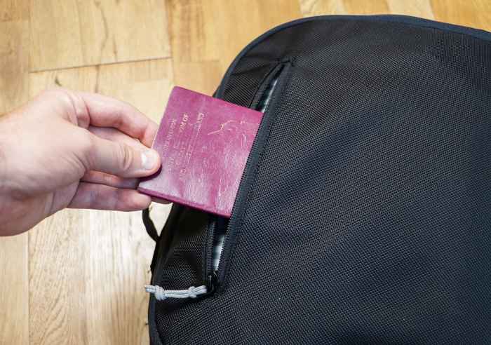 Heimplanet Monolith Weekender Testing the Technical G-Hook System