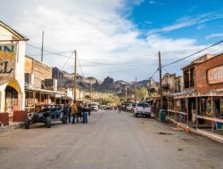 Road Trip Adventure – Route 66 – Hertz Rental Awaits