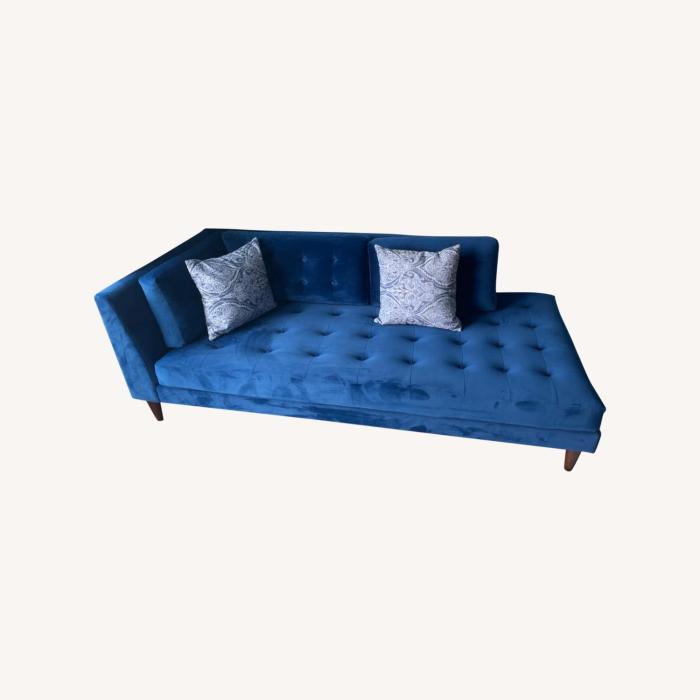 Chaise Lounge – Indoor Elegance – Joybird