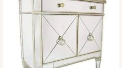 Mirrored Side Table – Glam Decor – Z Gallerie