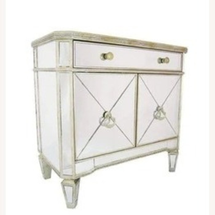 Mirrored Side Table – Glam Decor – Z Gallerie