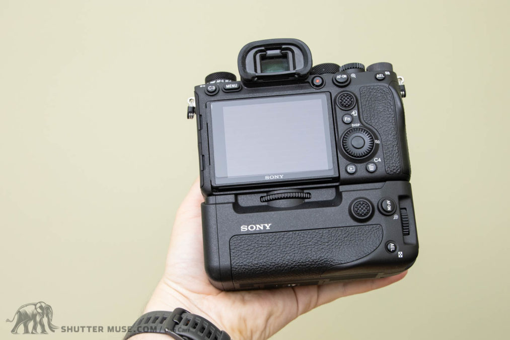 Battery Grip – Vertical – VGC4EM Sony Enhances Photography